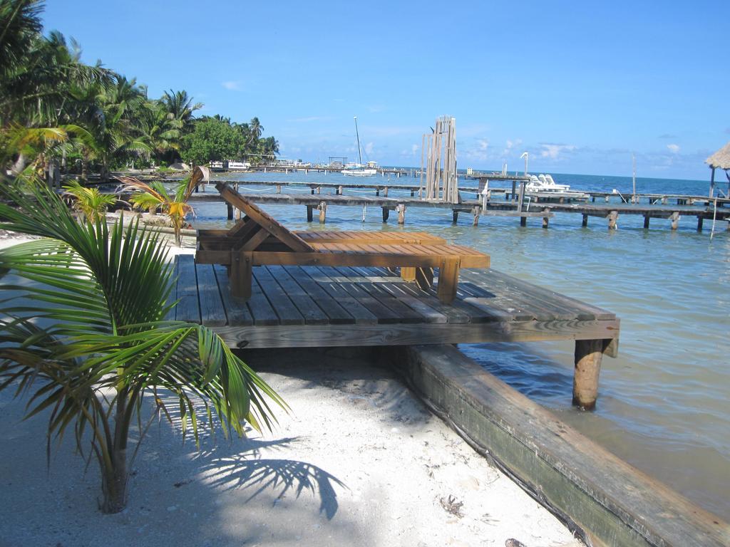 Carolyn'S House Vila Caye Caulker Exterior foto